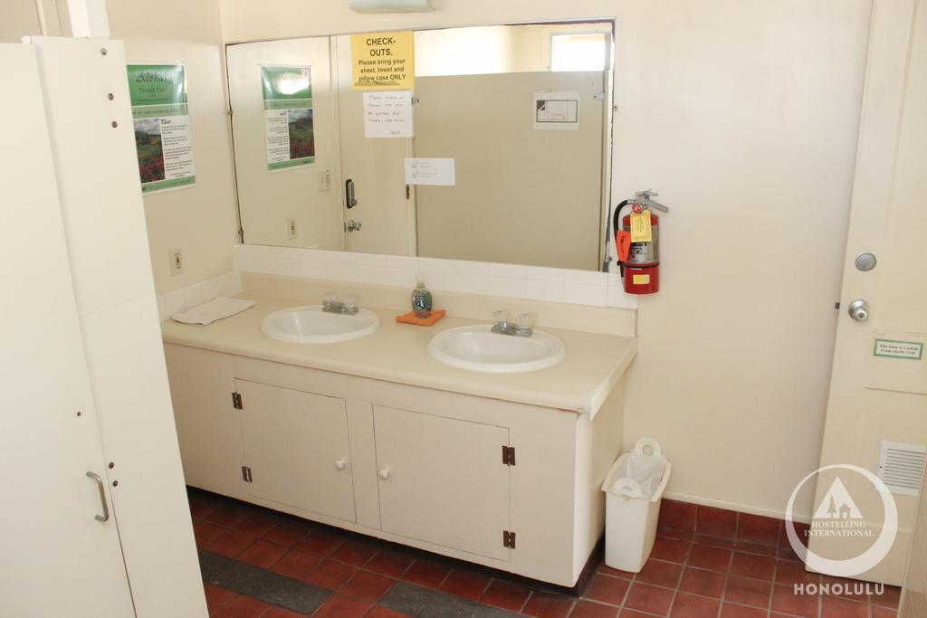 Hostel Honolulu Ngoại thất bức ảnh